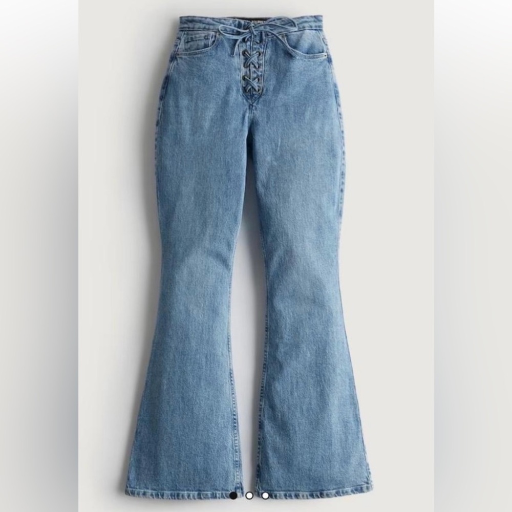 Social Tourist Ultra High  Wais  Lace-up Flare Jeans  Sz W33